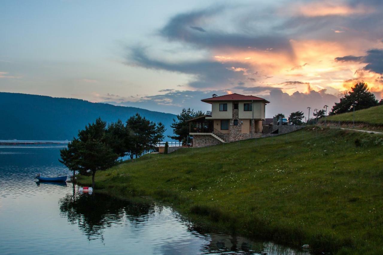 Divna Guest House Dospat Dış mekan fotoğraf
